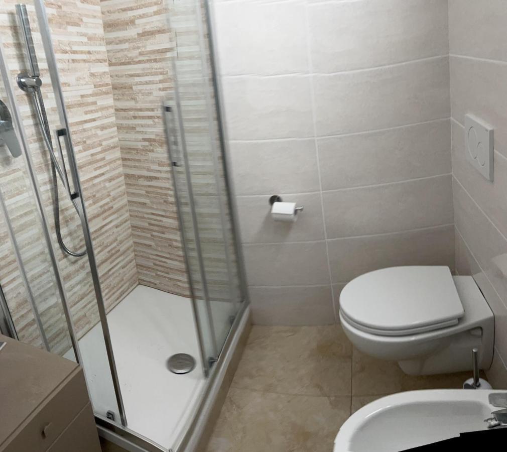 Hotel Athena Pesaro Kültér fotó