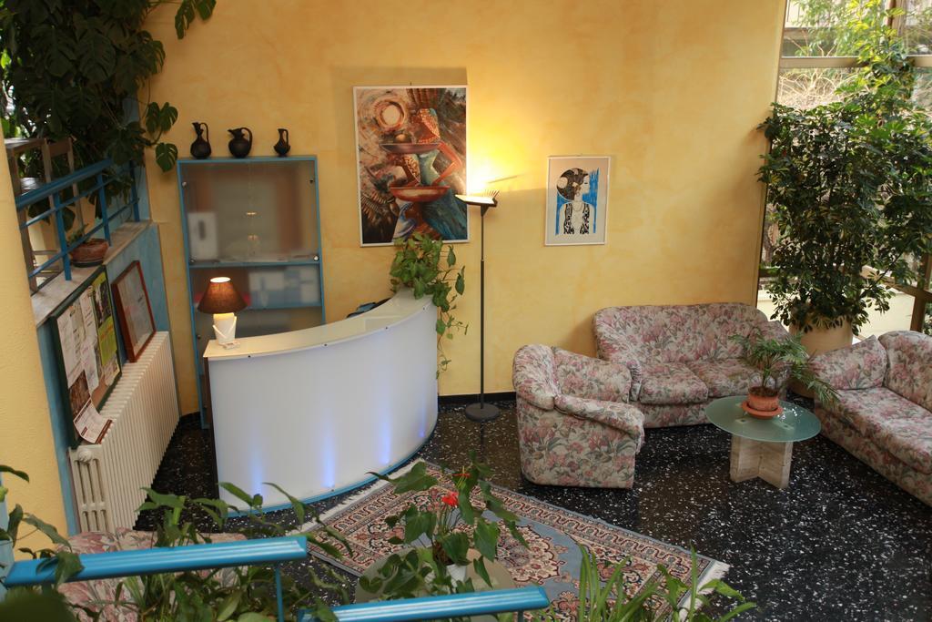 Hotel Athena Pesaro Kültér fotó