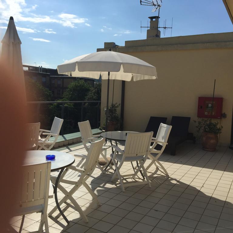 Hotel Athena Pesaro Kültér fotó